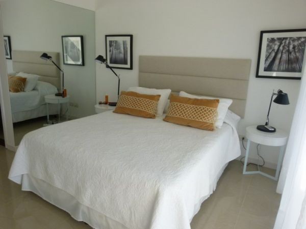 Excepcional departamento en alquiler con cuatro suite en primera fila de Playa Brava.